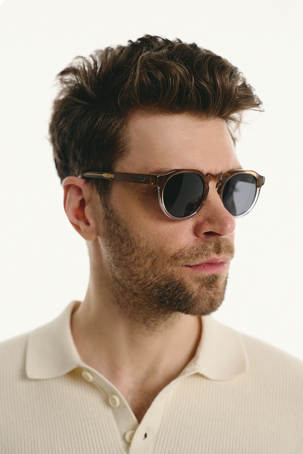 Banner left