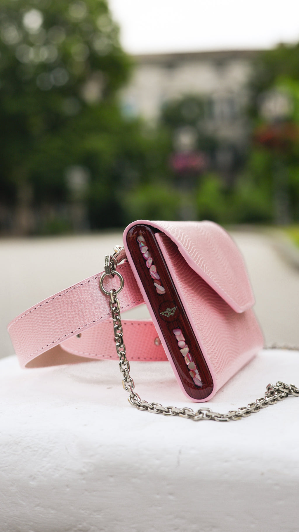 BLACKWOOD Essence Shiny Rose pink leather crossbody phone bag styled outdoors