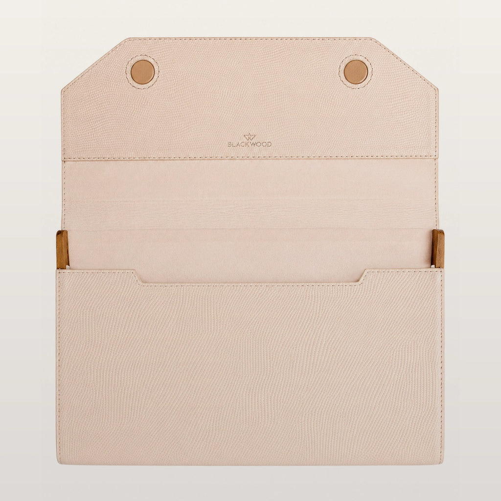 MacBook Case Beige Saffiano - Blackwoodbags